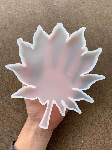 maple leaf silicone mold